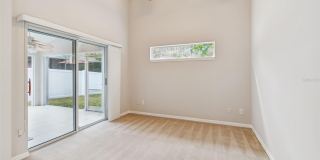 353 BAY ARBOR Gallery 19