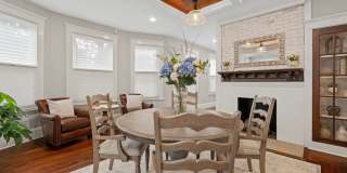 Beautifully Furnished 2 Bedroom Apartment Gallery 1