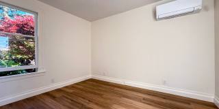 1BD/1BA - Beautifully Updated Willow Glen Home with Mini-Splits, New Bath & Private Patio Gallery 15
