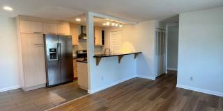Lovely 2 bed 1 Bath Townhome in park-like setting in Boulder. - Available July 1st! Gallery 1