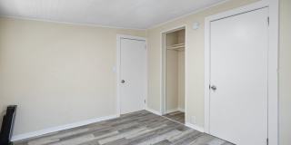 $1795 3br/1bath CUTE House w/ HUGE YARD Gallery 21