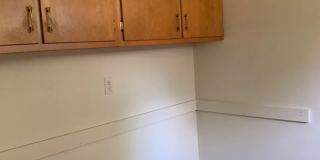 5 Bedroom 3 Bath House with 2 Car Garage Gallery 17