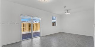 2425 SE 28TH DR Gallery 18