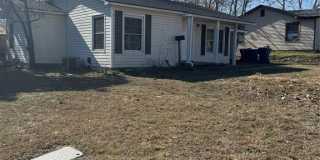 214 E Acheson Street Gallery 1