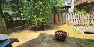 4 Level End-Unit TH with Garage! Gallery 22