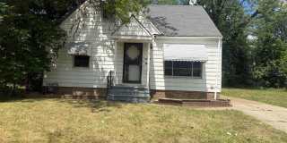 3-Bedroom Cozy Colonial House 3-Bedroom Cozy Colonial House Gallery 1
