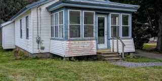 39 Kennebec Street Gallery 1