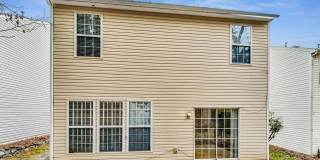 Single-family home in Kennesaw, GA near KSU, Town Center and Woodstock. Gallery 42
