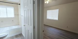 1612 North Torrey Pines Drive - 104#104 Gallery 40