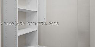 811 S Hollybrook Dr Gallery 29