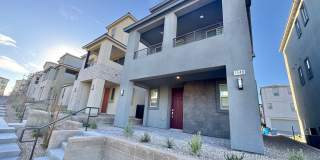 MOVE IN SPECIAL WITH THIS BEAUTIFUL 3-BEDROOM HOME IN SUMMERLIN RESIDENCE Gallery 1