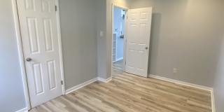 841 South Addison Street Gallery 6
