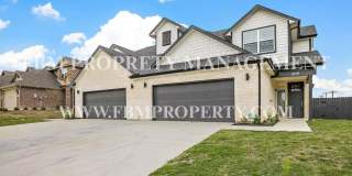 Coming Soon - 5018 Villas Drive - 3 Bedroom, 3 Bathroom Townhome in Sanger, TX! Gallery 1