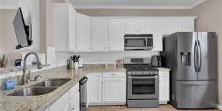 13300 Morris Road Gallery 12