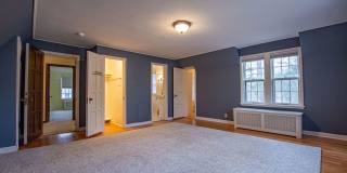 Gorgeous 5 Bedroom / 4.5 Bath Home located right off Happy Hollow Blvd! Gallery 23