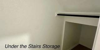 Room in 4 Bedroom Home at Pickerel St Gallery 20