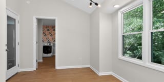 1480 Edinburgh Drive Gallery 12