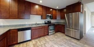 Duplex Near UMN Gallery 1