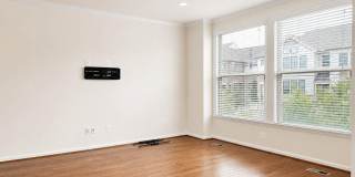 23451 EPPERSON Square Gallery 10