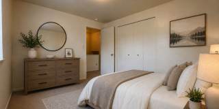 Amazing 2 BR Apartment at Regency Place! Great Plum Location! Central A/C & MORE! CALL TODAY! Amazing 2 BR Apartment at Regency Place! Great Plum Location! Central A/C & MORE! CALL TODAY! Gallery 9