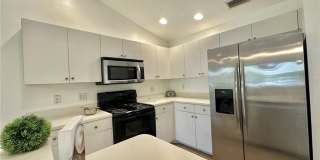 4317 SW Santa Barbara Place Gallery 17