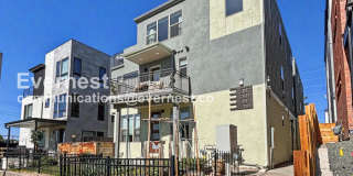 1225 Perry Street Gallery 1