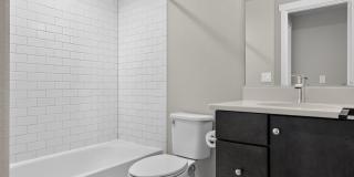 Spacious 5BR House in Monument Gallery 26