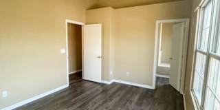 Move-In Ready 3BR Home in Columbus with 2 Car Garage & Stylish Upgrades Gallery 6