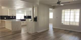 8016 Shorecrest Drive Gallery 17