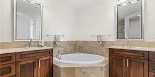 331 CLEVELAND STREET Gallery 27