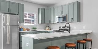 Room in 3 Bedroom Townhome at St James St NW Gallery 10