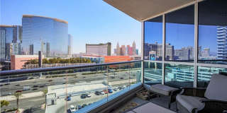 AMAZING - VIEWS, 2 TERRACES, FULLY FURNISHED AND READY FOR MOVE IN!!! Gallery 1