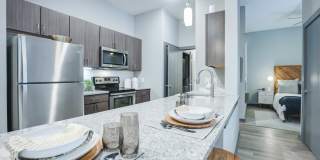 Sola Station Canalside Apartments Gallery 34