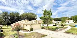 240 Center Oak Circle Gallery 4