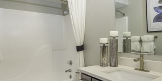 The Turnberry Gallery 9