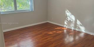 549 Racquet Club Road 32, Weston, FL 33326 Gallery 6