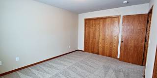 4 Bedroom Townhome! Gallery 9