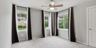 4bd/4.5ba Sammamish Home Gallery 22