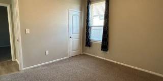 Recently REDUCED!  Beautiful 5 Bedroom Home in Desert Ridge Gallery 18