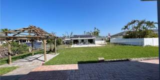 2239 SW 2nd Lane Gallery 13