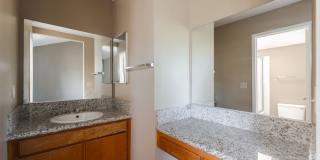 Move-In Ready 2BR in the Heart of Pasadena | In-Unit Washer & Dryer Gallery 16