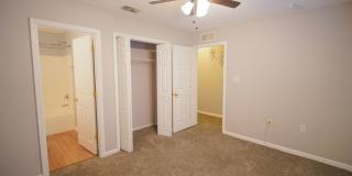 3 Bed / 3 Bath Condo in NW Gallery 16