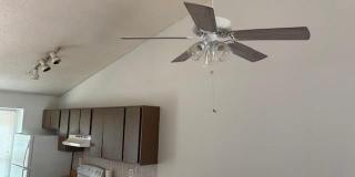 937 W Chatham Gallery 7