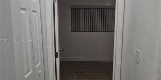 535 NW 19th St Gallery 18