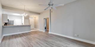 1032 RADISON Avenue Gallery 36