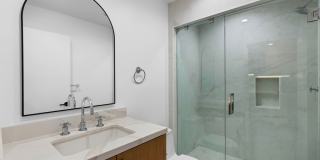 1062 1/2 S Alfred St Gallery 6