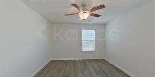 111 Overstreet Way Gallery 16