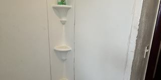 8401 N Broadway Gallery 11