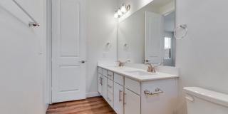 Legacy On Rockhill Gallery 117