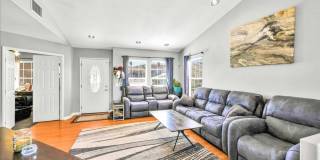 Fully Furnished Pool Home Gallery 12